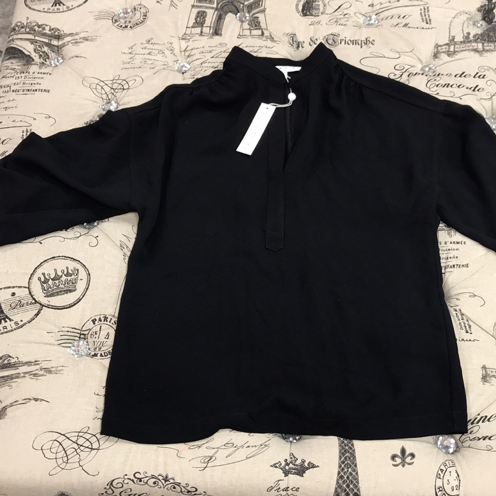 🎁 Trina Turk Roll-Tab-Sleeve Popover Blouse - Picture 5 of 7